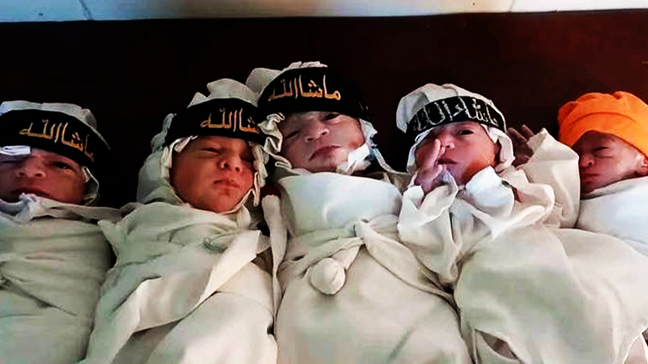 Woman Gives Birth To 5 Babies At Once At Lady Reading Hospital